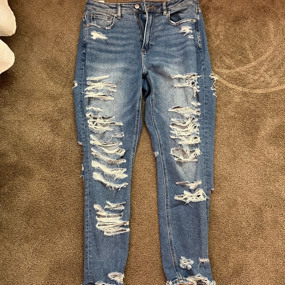 American Eagle Mom Jeans
